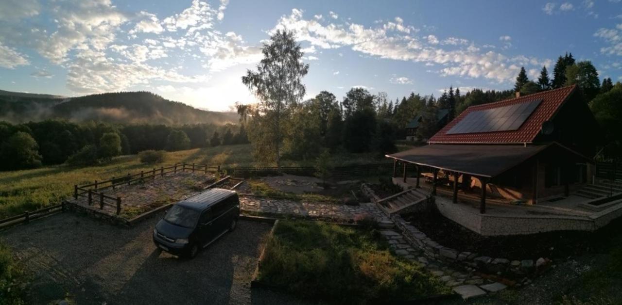 Chata Nad Dzika Orlica Z Jacuzzi Villa Poniatow Esterno foto