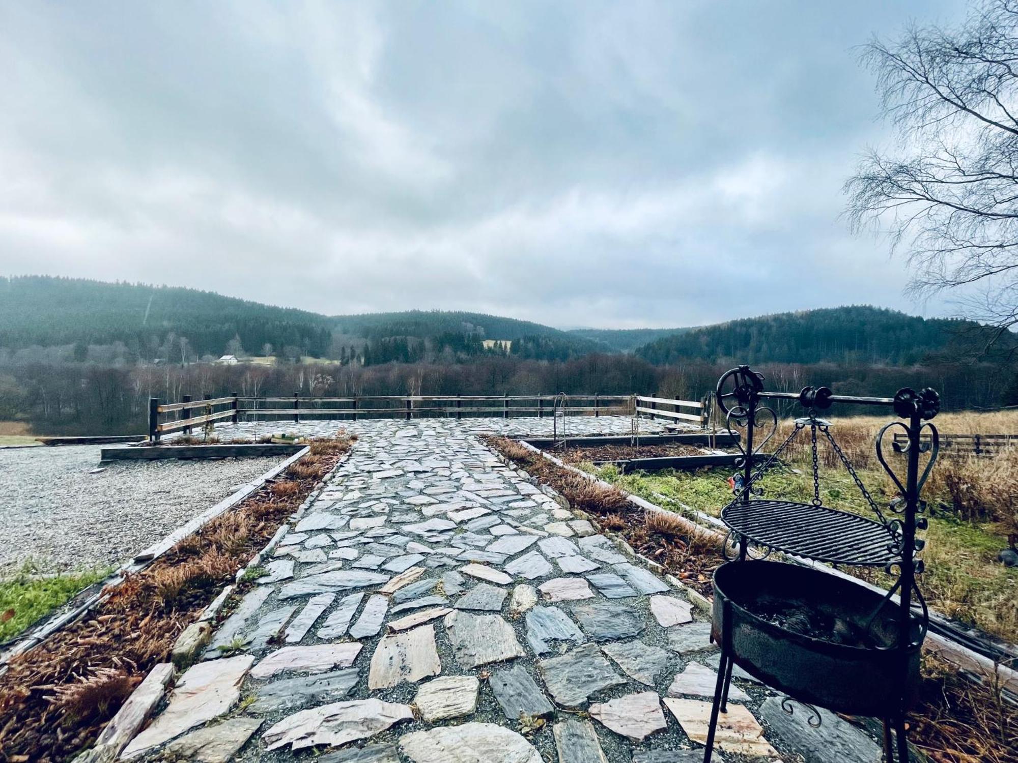 Chata Nad Dzika Orlica Z Jacuzzi Villa Poniatow Esterno foto